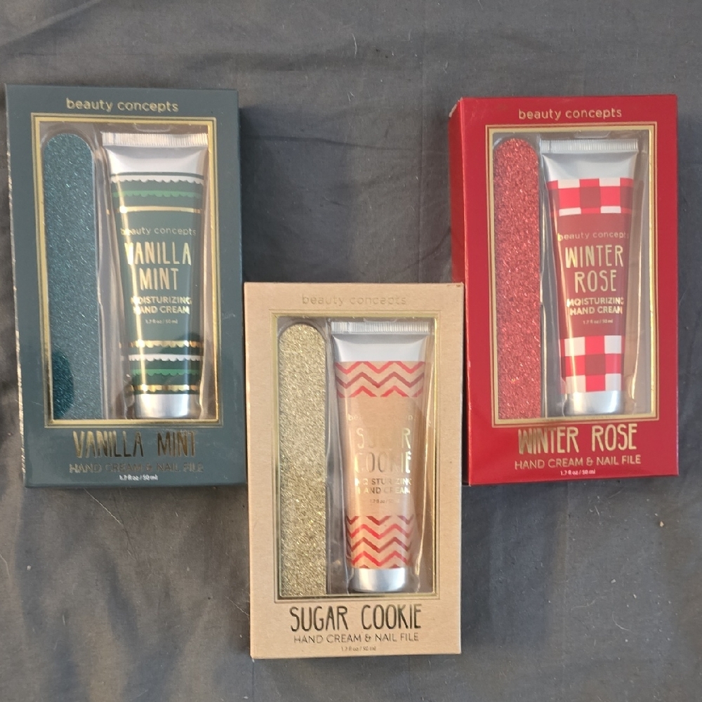 Beauty Concepts Winter Rose Hand Cream & Nail File Set - Red